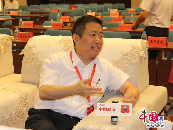 紅豆為什么贏？看周氏三代從手工作坊到國(guó)際布局